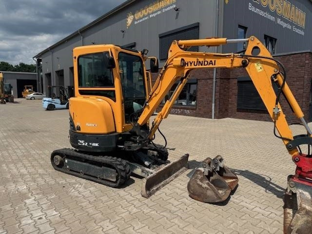 Hyundai R25Z-9 AK - Minigrävmaskin: bild 4 Hyundai R25Z-9 AK - Minigrävmaskin: bild 4