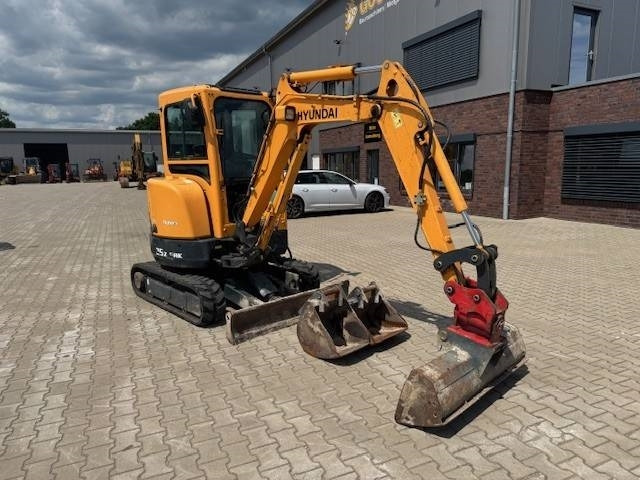 Hyundai R25Z-9 AK - Minigrävmaskin: bild 3 Hyundai R25Z-9 AK - Minigrävmaskin: bild 3