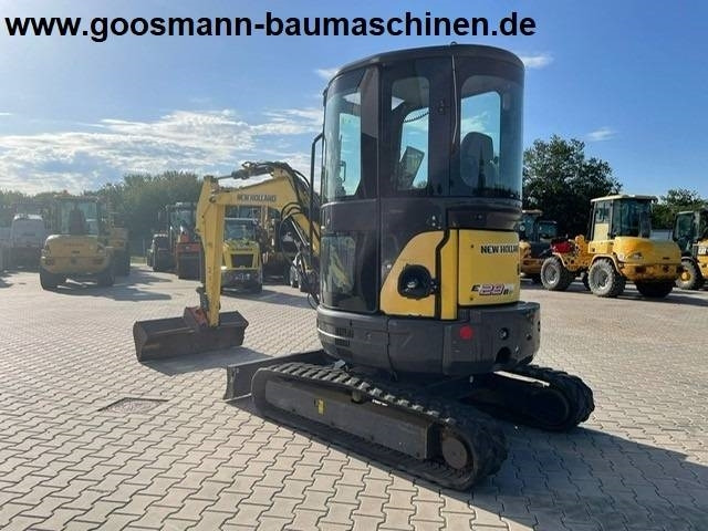 NEW HOLLAND E 29 B SR - Minigrävmaskin: bild 3 NEW HOLLAND E 29 B SR - Minigrävmaskin: bild 3