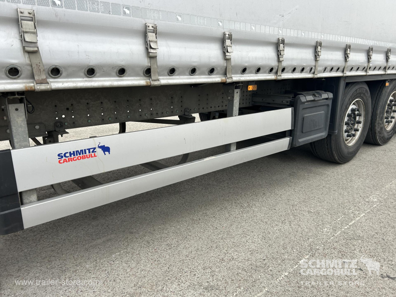 SCHMITZ Curtainsider Standard - Kapelltrailer: bild 5 SCHMITZ Curtainsider Standard - Kapelltrailer: bild 5