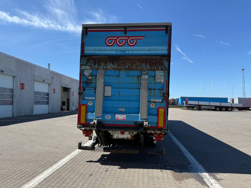 Krone Curtainsider/Planenauflieger/Gardin - Kapelltrailer: bild 4 Krone Curtainsider/Planenauflieger/Gardin - Kapelltrailer: bild 4