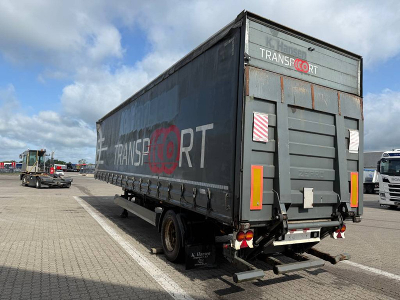 Krone Curtainsider/Planenauflieger/Gardin - Kapelltrailer: bild 5 Krone Curtainsider/Planenauflieger/Gardin - Kapelltrailer: bild 5
