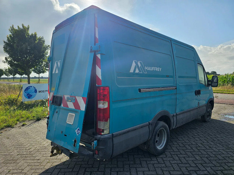 Iveco Daily 35C15V Daily 35C15V - Personbil: bild 5 Iveco Daily 35C15V Daily 35C15V - Personbil: bild 5