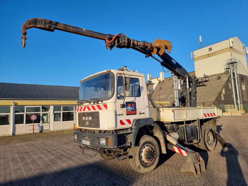 MAN 19.343 WaterDrill - Drill - Grounddrill - Boor - Kranbil: bild 1 MAN 19.343 WaterDrill - Drill - Grounddrill - Boor - Kranbil: bild 1