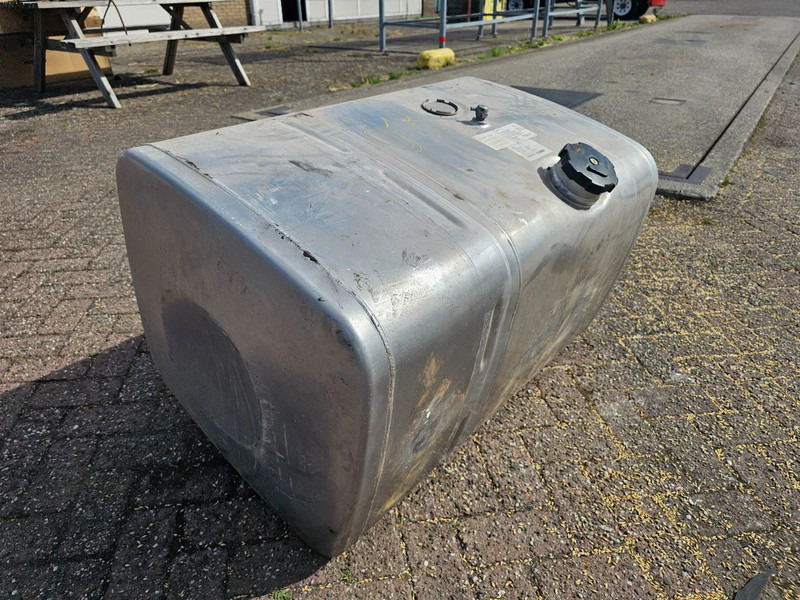 MAN Brandstoftank 375L - TGX/TGS onderdeelnr. 81.12201-6691 Magna steyr - Bränsletank för Lastbil: bild 3 MAN Brandstoftank 375L - TGX/TGS onderdeelnr. 81.12201-6691 Magna steyr - Bränsletank för Lastbil: bild 3
