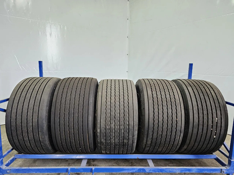 Michelin 50x 445/45R19.5 - Däck för Lastbil: bild 1 Michelin 50x 445/45R19.5 - Däck för Lastbil: bild 1