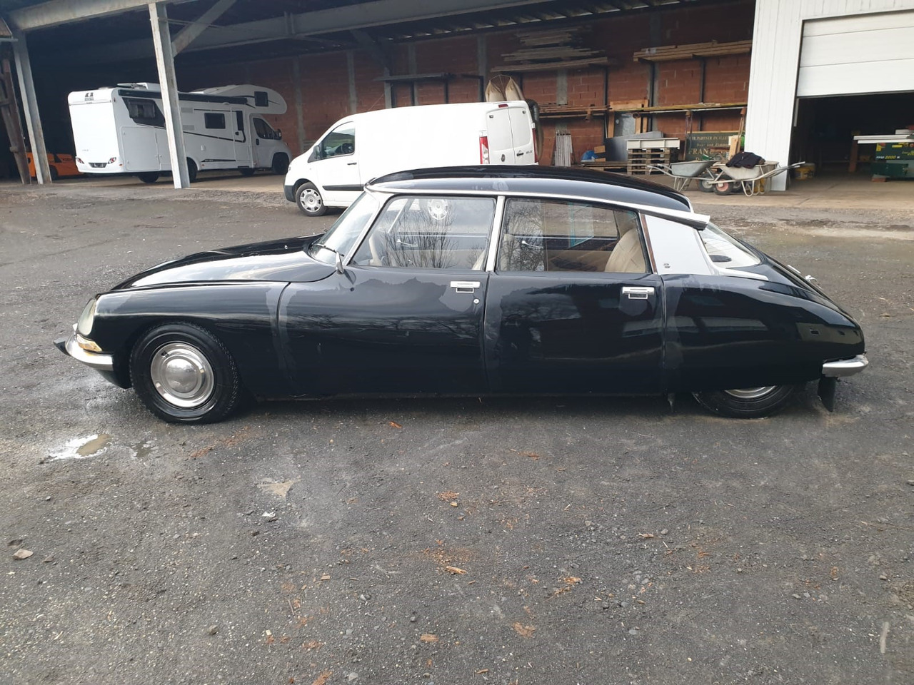 Citroen DS 21 Pallas - Personbil: bild 1 Citroen DS 21 Pallas - Personbil: bild 1