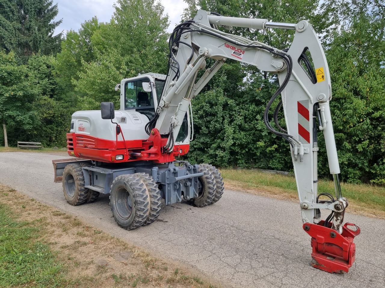 Takeuchi TB 295 W - Grävmaskin på däck: bild 4 Takeuchi TB 295 W - Grävmaskin på däck: bild 4