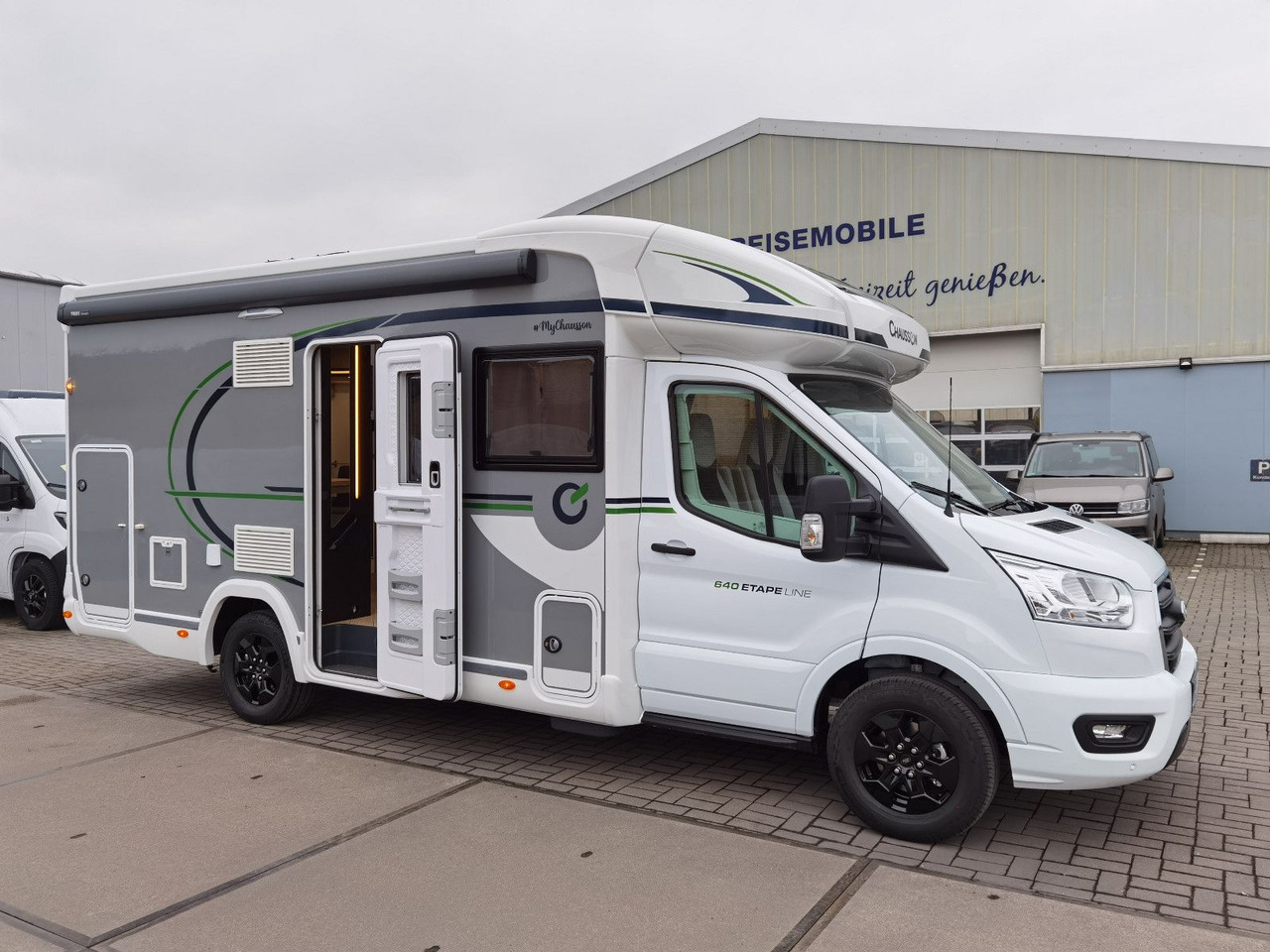 Chausson 640 ETAPE LINE /-2025- / XXL - HUBBETT & RAUMBAD - Halvintegrerad husbil: bild 4 Chausson 640 ETAPE LINE /-2025- / XXL - HUBBETT & RAUMBAD - Halvintegrerad husbil: bild 4