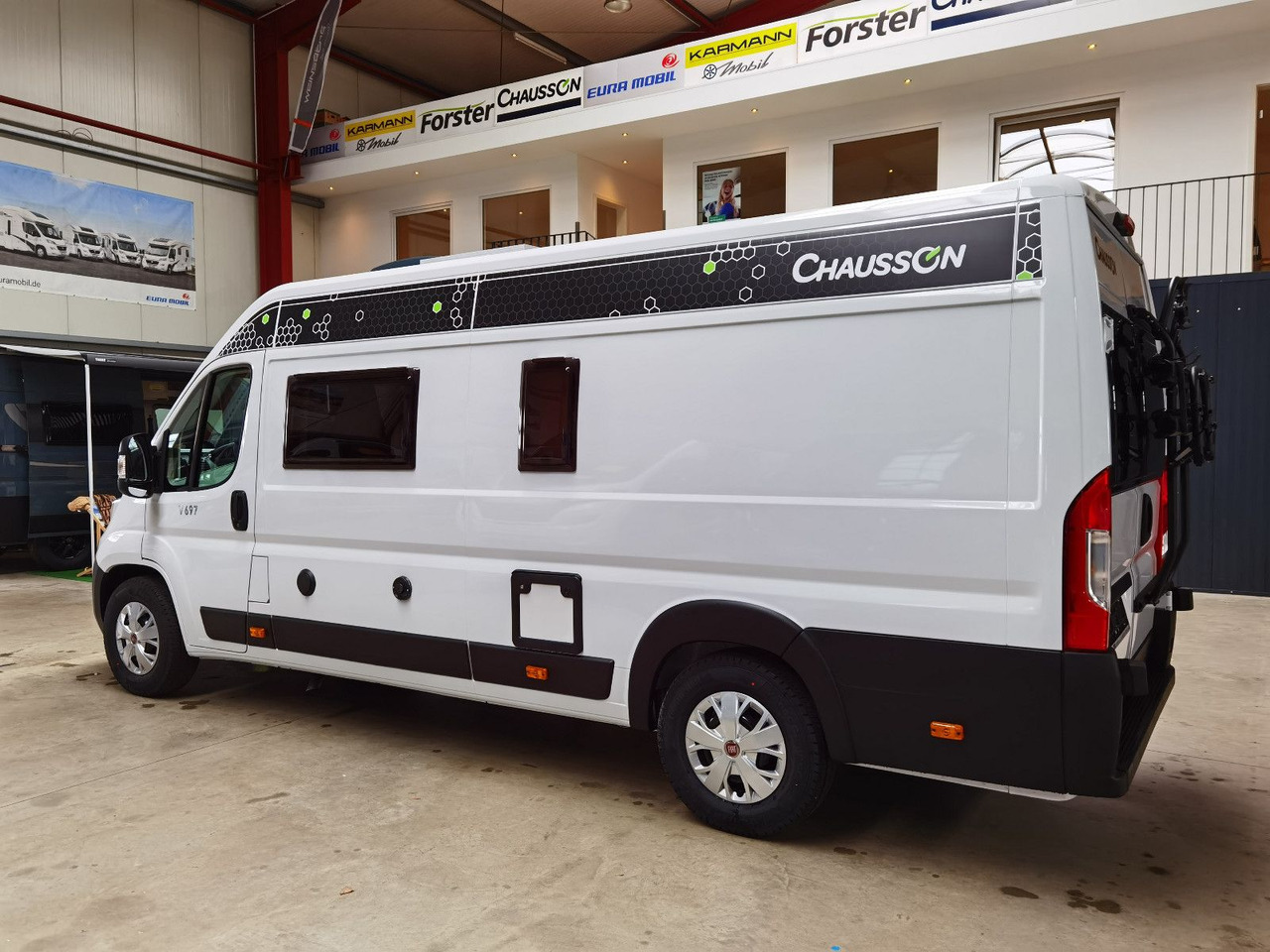 Chausson V697 FIRST LINE / ZUBHÖR - PAKET / EINZELBETTEN - Campingbil: bild 5 Chausson V697 FIRST LINE / ZUBHÖR - PAKET / EINZELBETTEN - Campingbil: bild 5