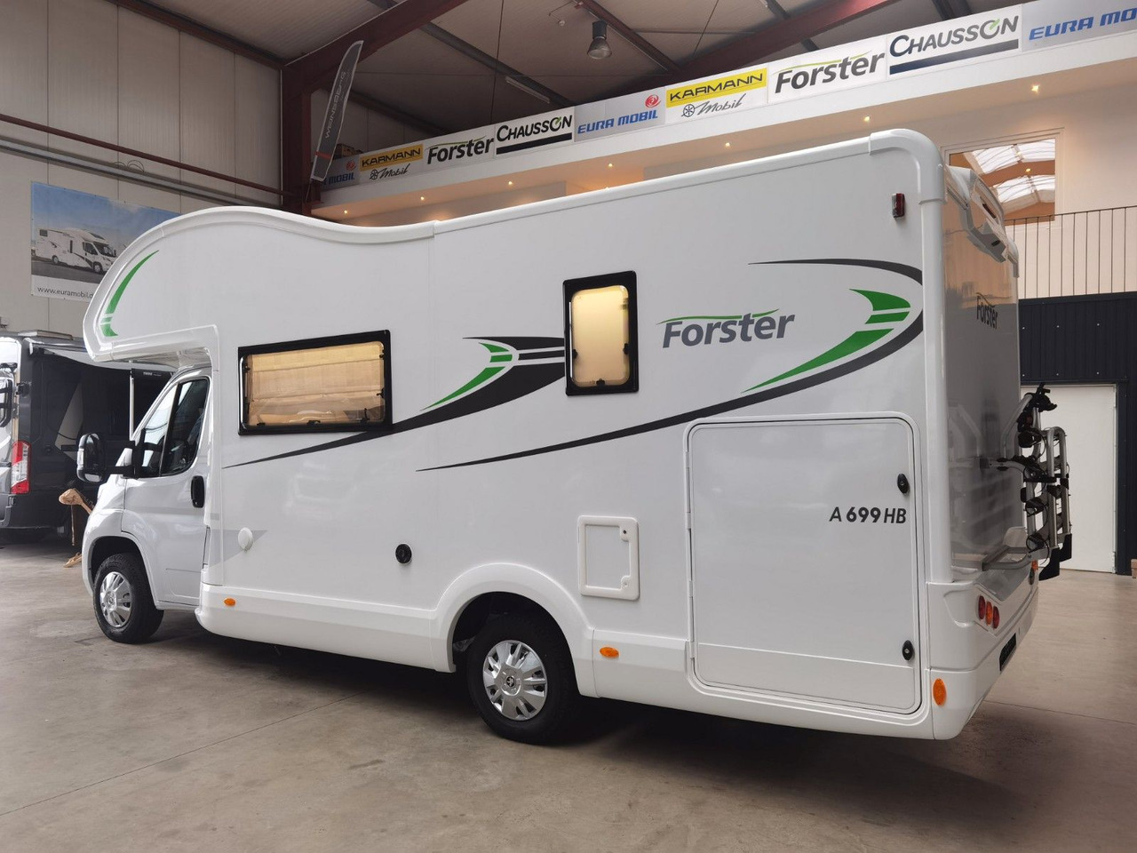Forster A 699 HB /140PS / ZUBEHÖR - PAKET / 6x SITZP. - Alkovbil: bild 5 Forster A 699 HB /140PS / ZUBEHÖR - PAKET / 6x SITZP. - Alkovbil: bild 5