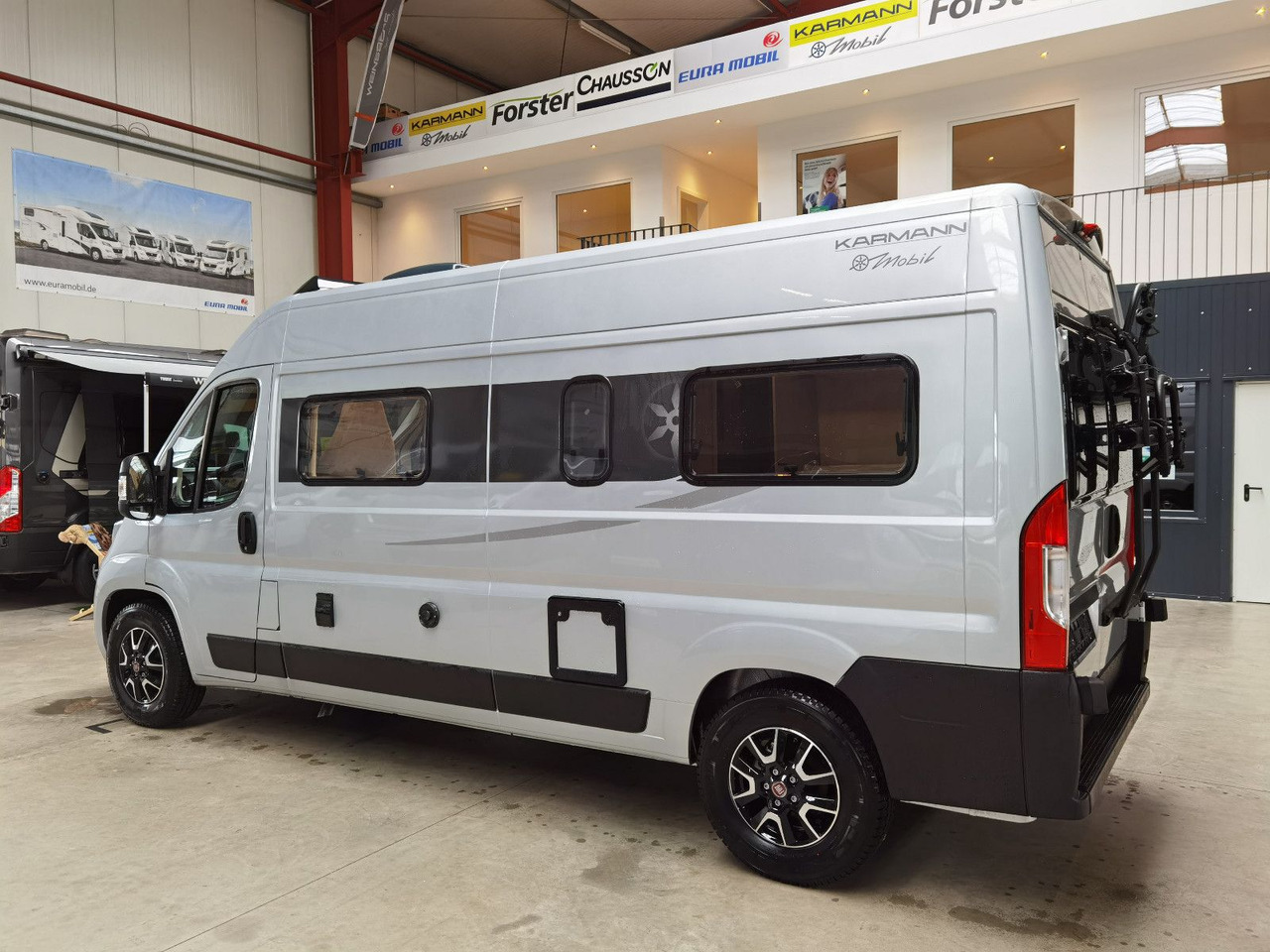 Karmann DAVIS 590 LIFESTYLE / 140PS / SKY-ROOF & ALU - Campingbil: bild 5 Karmann DAVIS 590 LIFESTYLE / 140PS / SKY-ROOF & ALU - Campingbil: bild 5