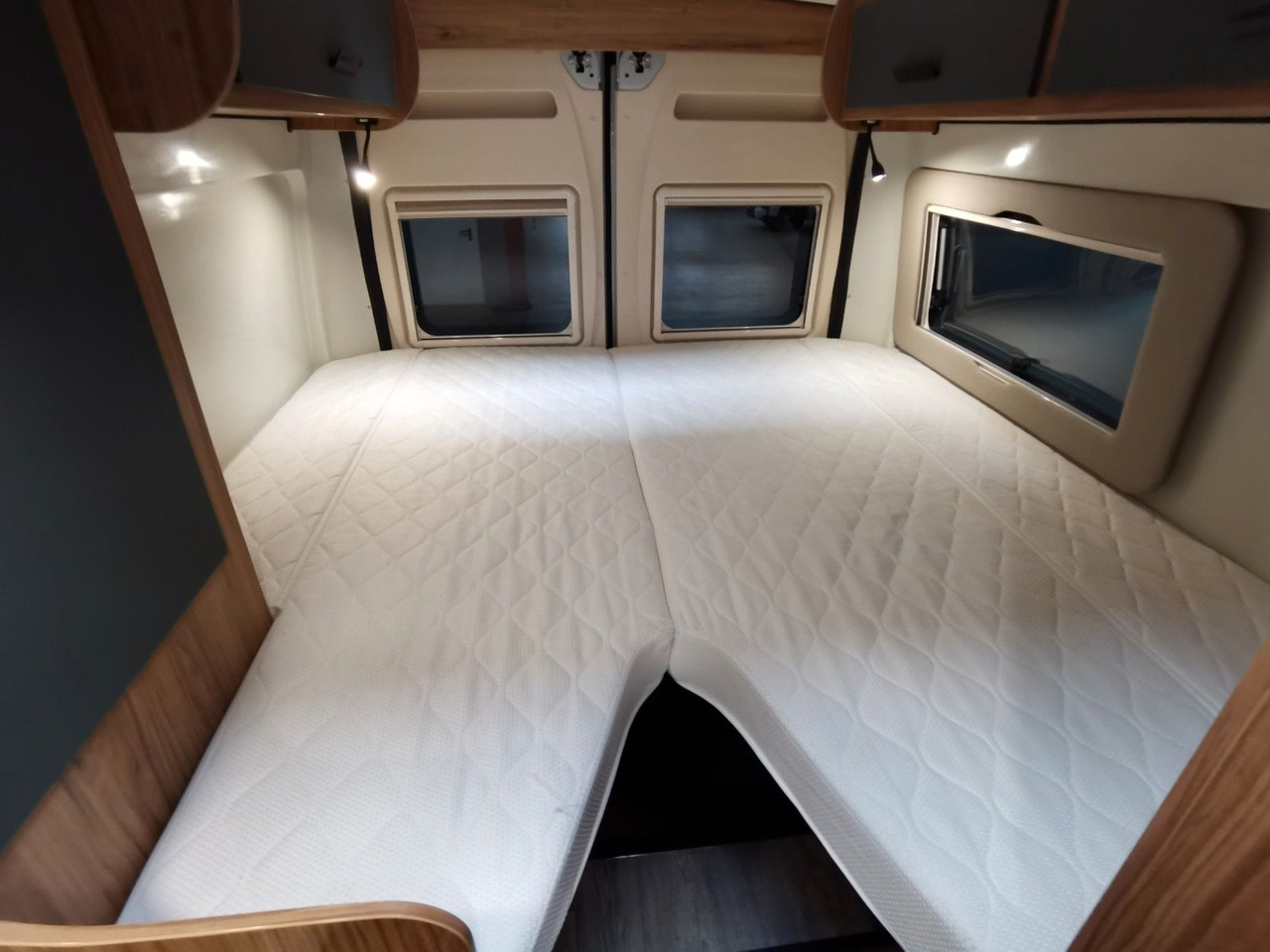 Campingbil Karmann DEXTER 600 /2026/8G.AUTOM./ EINZELBETTEN  5.99M: bild 7