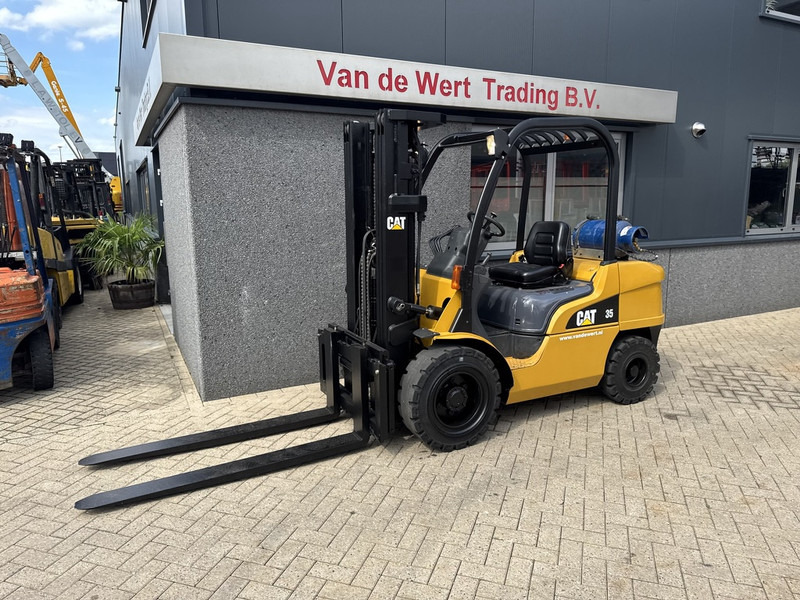 Caterpillar GP35 Triplo 430 Freelift / Sideshift / 4e Functie LPG 2008 - Gasoltruck: bild 2 Caterpillar GP35 Triplo 430 Freelift / Sideshift / 4e Functie LPG 2008 - Gasoltruck: bild 2