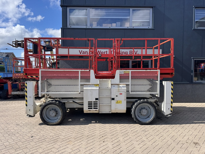 Genie GS 3390 RT Schaarhoogwerker / Scissor Lift / Arbeitsbuhne 12mtr werkhoogte 4x4 Deutz DIESEL 2013 - Saxlift: bild 1 Genie GS 3390 RT Schaarhoogwerker / Scissor Lift / Arbeitsbuhne 12mtr werkhoogte 4x4 Deutz DIESEL 2013 - Saxlift: bild 1
