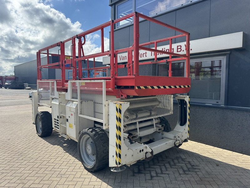 Genie GS 3390 RT Schaarhoogwerker / Scissor Lift / Arbeitsbuhne 12mtr werkhoogte 4x4 Deutz DIESEL 2013 - Saxlift: bild 5 Genie GS 3390 RT Schaarhoogwerker / Scissor Lift / Arbeitsbuhne 12mtr werkhoogte 4x4 Deutz DIESEL 2013 - Saxlift: bild 5