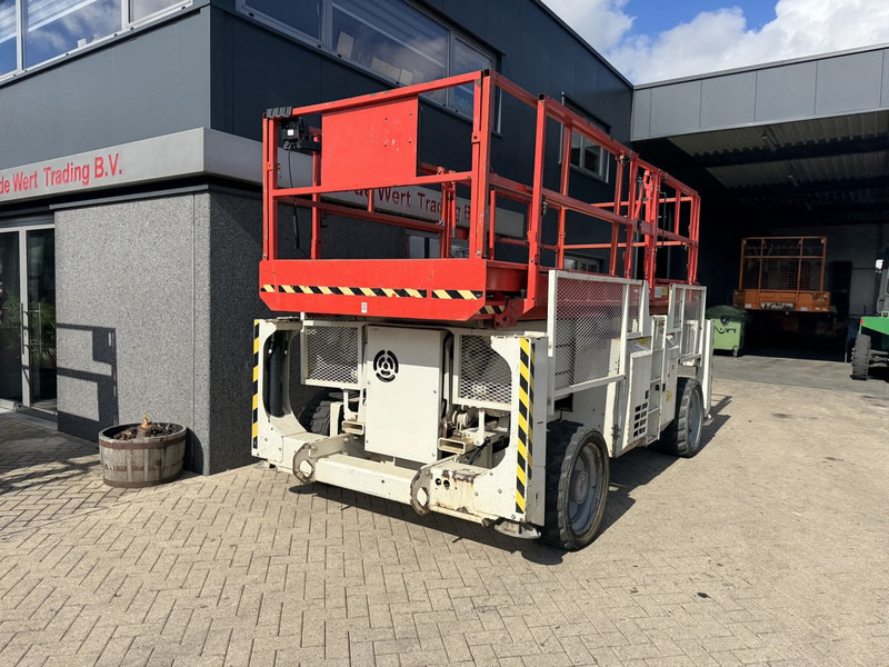 Genie GS 3390 RT Schaarhoogwerker / Scissor Lift / Arbeitsbuhne 12mtr werkhoogte 4x4 Deutz DIESEL 2013 - Saxlift: bild 4 Genie GS 3390 RT Schaarhoogwerker / Scissor Lift / Arbeitsbuhne 12mtr werkhoogte 4x4 Deutz DIESEL 2013 - Saxlift: bild 4