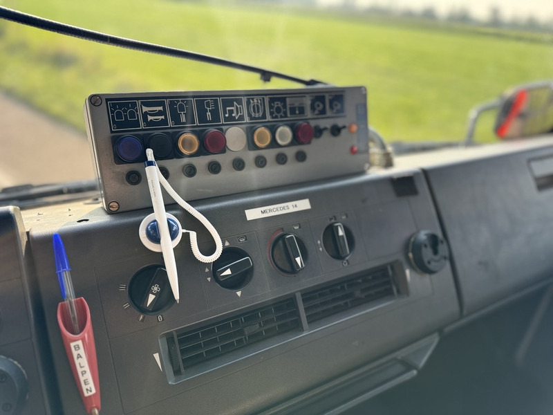 Släck/ Räddningsvagn Mercedes-Benz 817: bild 11