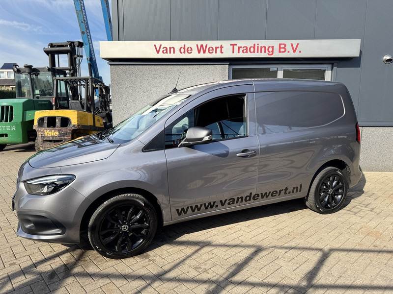 Mercedes-Benz Citan 110 CDI 95PK Diesel 2021 Airco / DAB + / Apple Carplay / Camera / LM Velgen / Cruise control / Navi Zeer Net! - Volymskåp: bild 2 Mercedes-Benz Citan 110 CDI 95PK Diesel 2021 Airco / DAB + / Apple Carplay / Camera / LM Velgen / Cruise control / Navi Zeer Net! - Volymskåp: bild 2