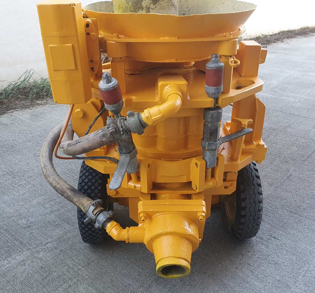 Aliva AL 262.1 shotcrete rotor machine - Betongutrustning: bild 3 Aliva AL 262.1 shotcrete rotor machine - Betongutrustning: bild 3