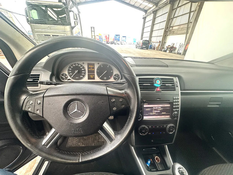 Sedan Mercedes-Benz B-Klasse 180 CDI: bild 11 Sedan Mercedes-Benz B-Klasse 180 CDI: bild 11