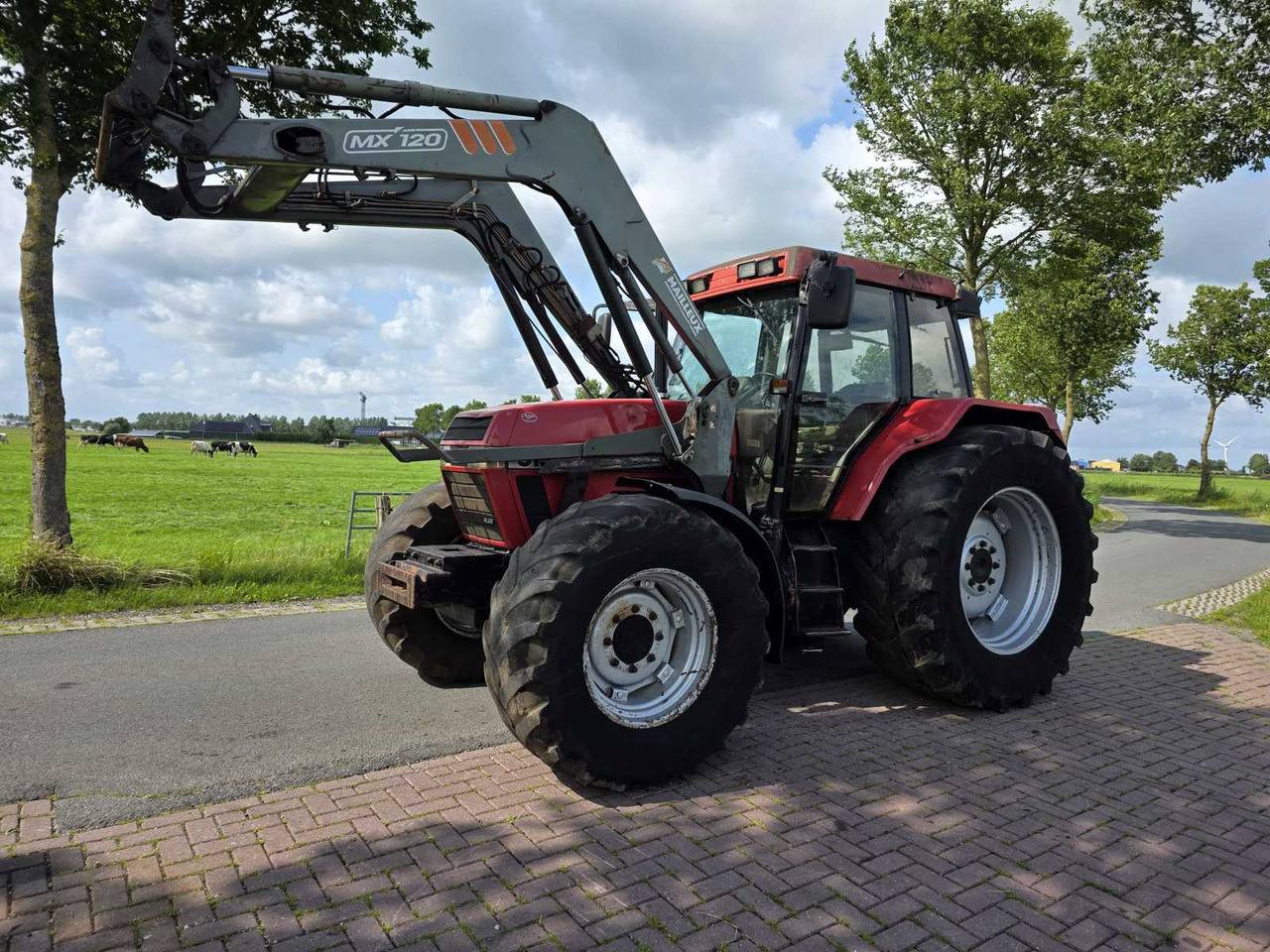 Case IH Maxxum 5150 plus - Traktor: bild 1 Case IH Maxxum 5150 plus - Traktor: bild 1