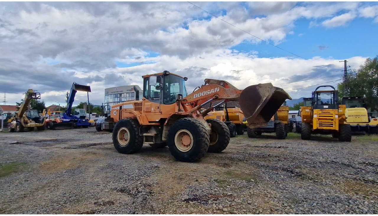 DOOSAN DL200 - Hjullastare: bild 4 DOOSAN DL200 - Hjullastare: bild 4