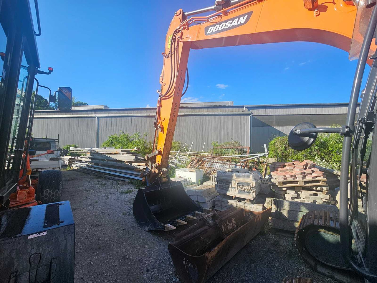 DOOSAN DX140LCR-7 - Bandgrävare: bild 5 DOOSAN DX140LCR-7 - Bandgrävare: bild 5