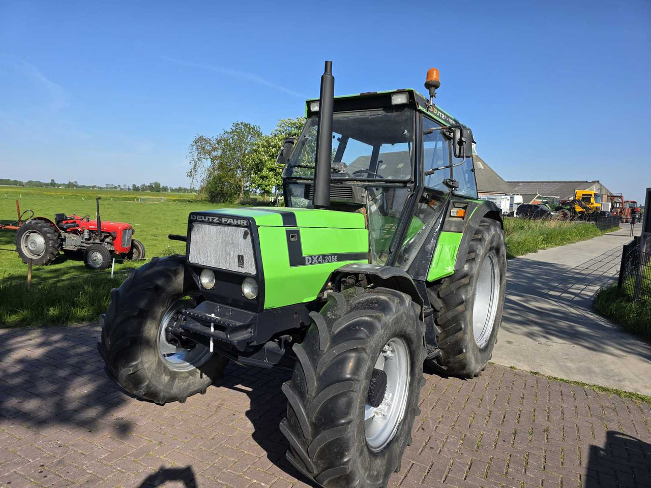 Deutz-fahr DX 4.20SE - Traktor: bild 2 Deutz-fahr DX 4.20SE - Traktor: bild 2