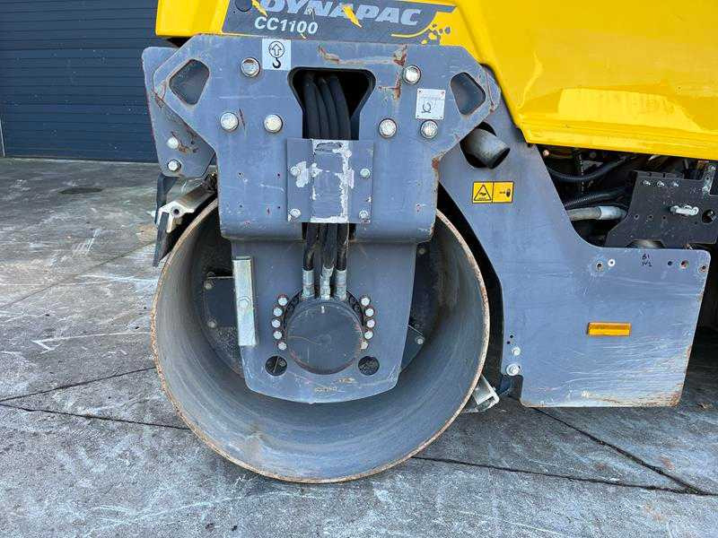 Dynapac CC1100 - Asfaltvält: bild 5 Dynapac CC1100 - Asfaltvält: bild 5