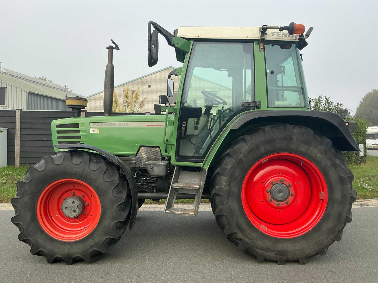 Fendt 308 Turbomatik - Traktor: bild 2 Fendt 308 Turbomatik - Traktor: bild 2