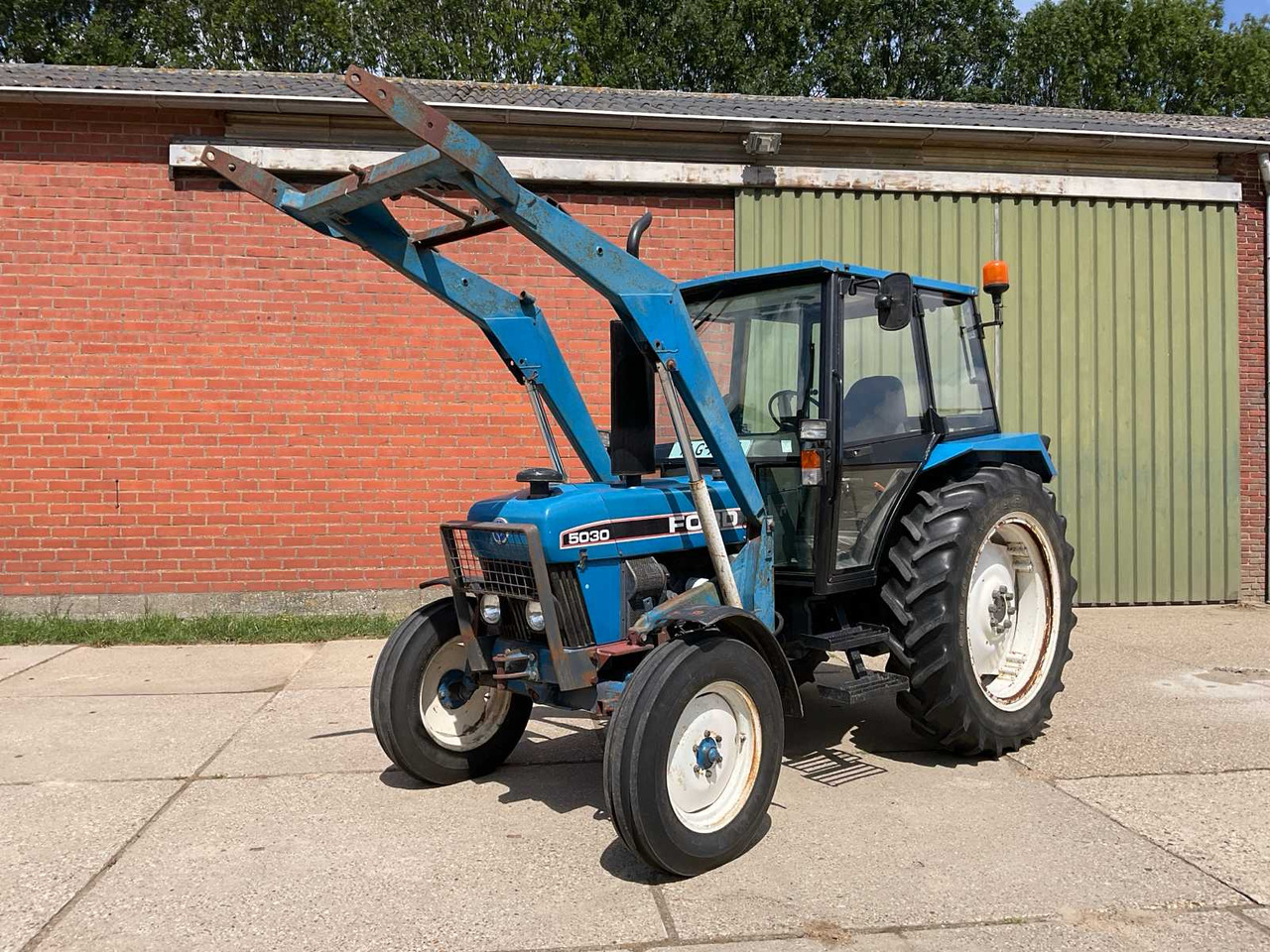 Ford 5030 - Traktor: bild 2 Ford 5030 - Traktor: bild 2