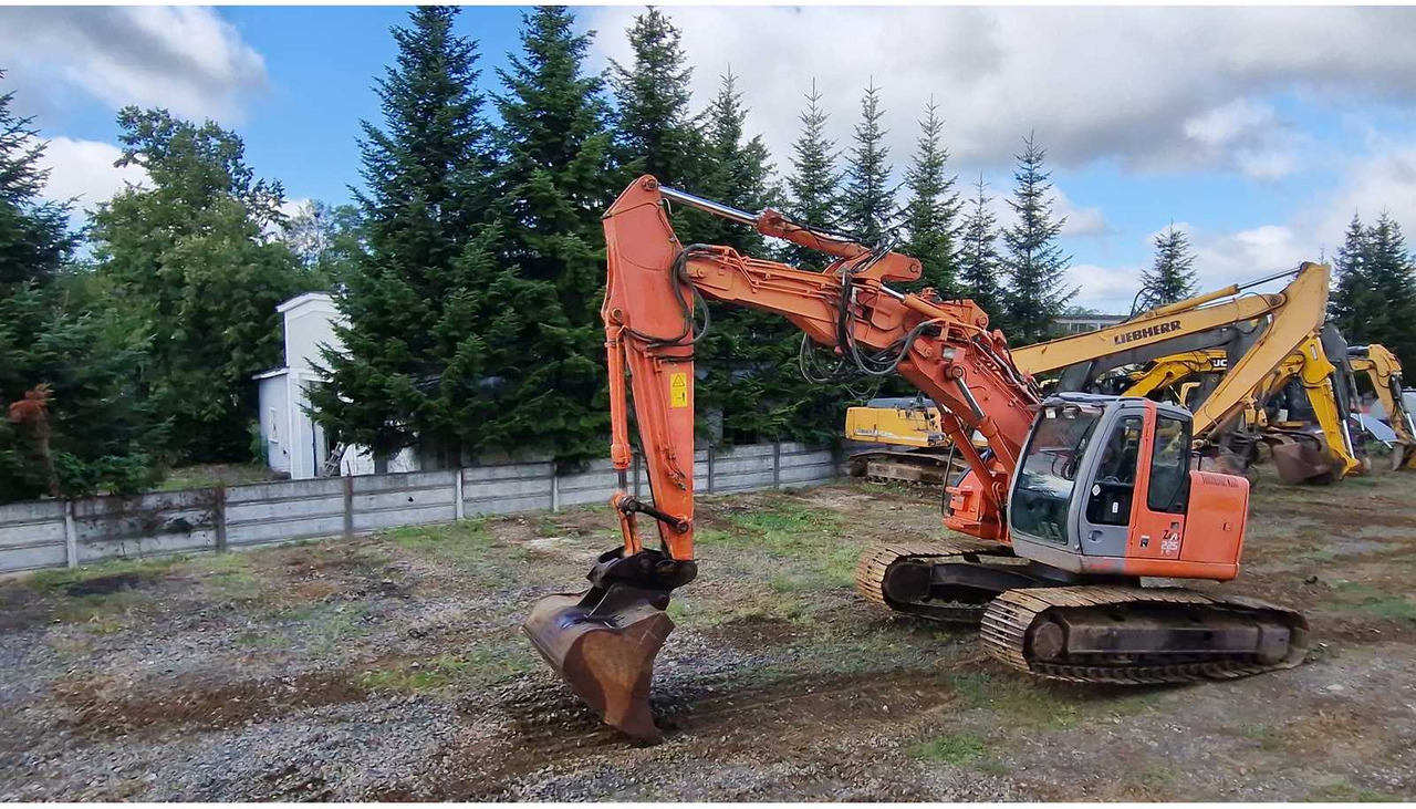 HITACHI ZX225USLC - Bandgrävare: bild 4 HITACHI ZX225USLC - Bandgrävare: bild 4