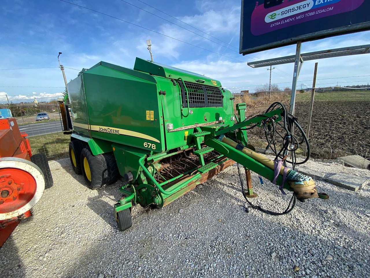 JOHN DEERE 678/HB/- - Rundbalspress: bild 2 JOHN DEERE 678/HB/- - Rundbalspress: bild 2