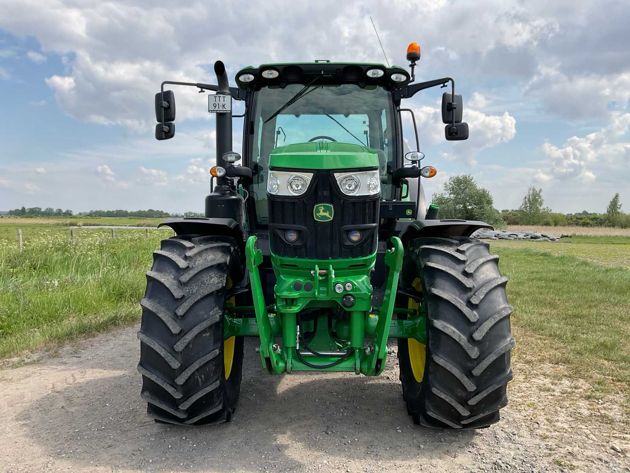 John Deere 6145R - Traktor: bild 2 John Deere 6145R - Traktor: bild 2