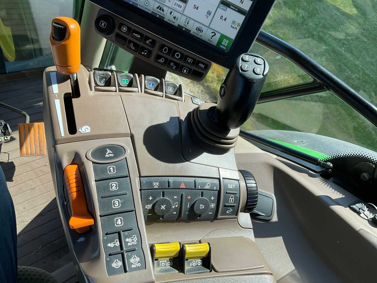 Traktor John Deere 6155R: bild 27