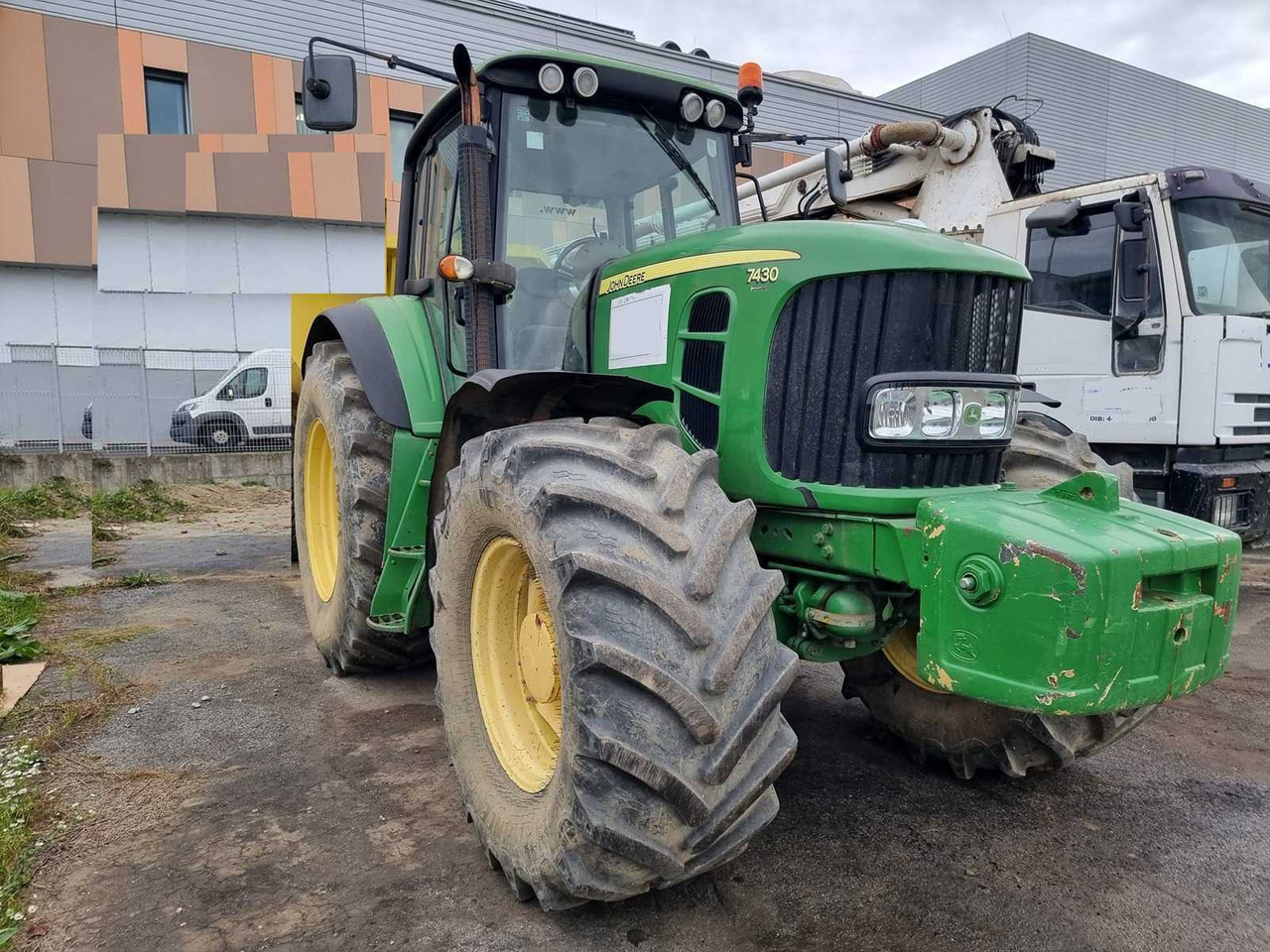 John Deere 7430 MW2 CD44 - Traktor: bild 2 John Deere 7430 MW2 CD44 - Traktor: bild 2