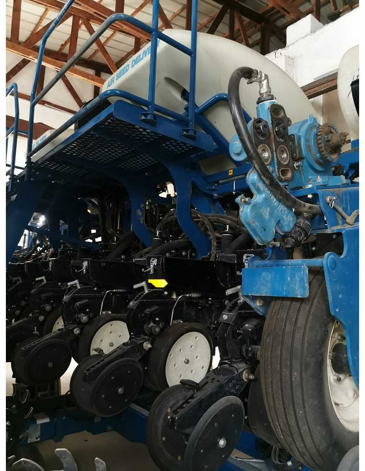 KINZE - Maskin för sådd: bild 1 KINZE - Maskin för sådd: bild 1