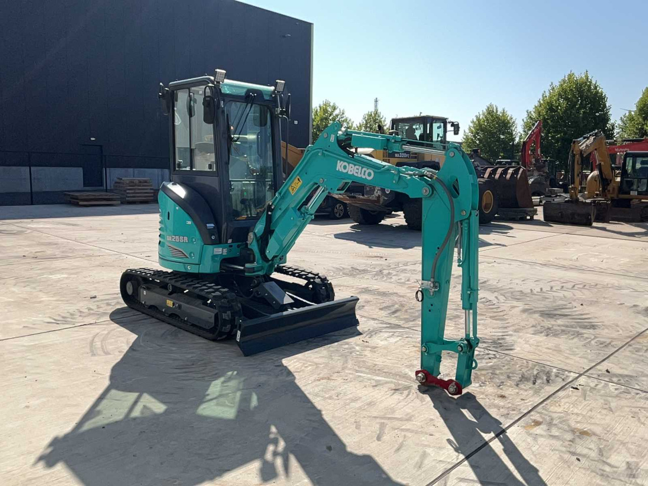 Kobelco SK25SR-6E - Minigrävmaskin: bild 3 Kobelco SK25SR-6E - Minigrävmaskin: bild 3