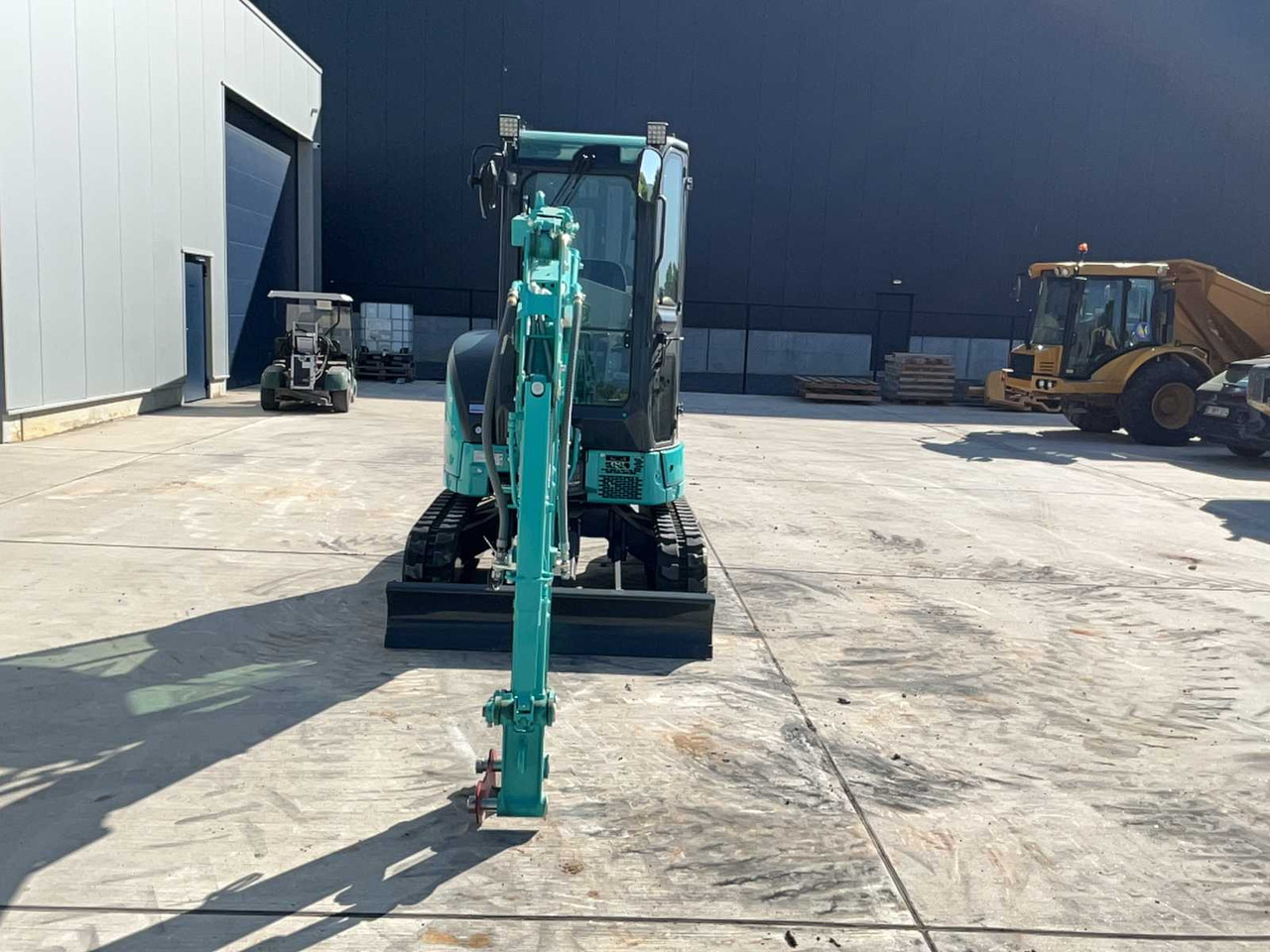 Kobelco SK25SR-6E - Minigrävmaskin: bild 2 Kobelco SK25SR-6E - Minigrävmaskin: bild 2