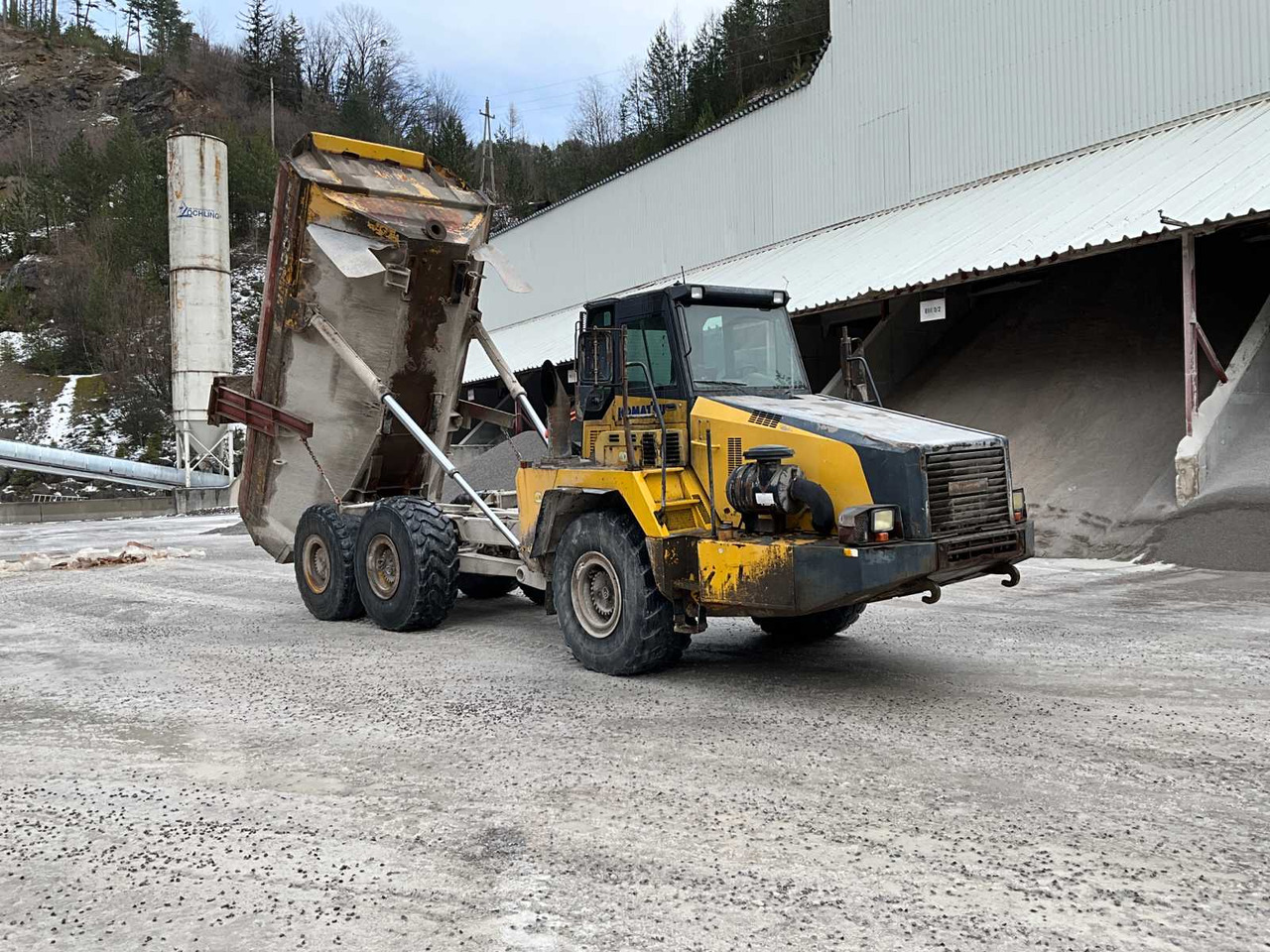 Komatsu HM300-2 - Dumper: bild 2 Komatsu HM300-2 - Dumper: bild 2