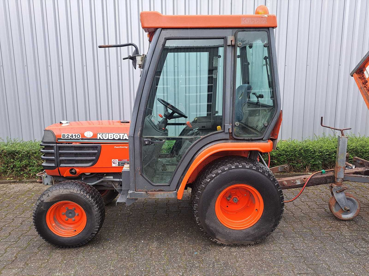 Kubota B2410 - Minitraktor: bild 4 Kubota B2410 - Minitraktor: bild 4