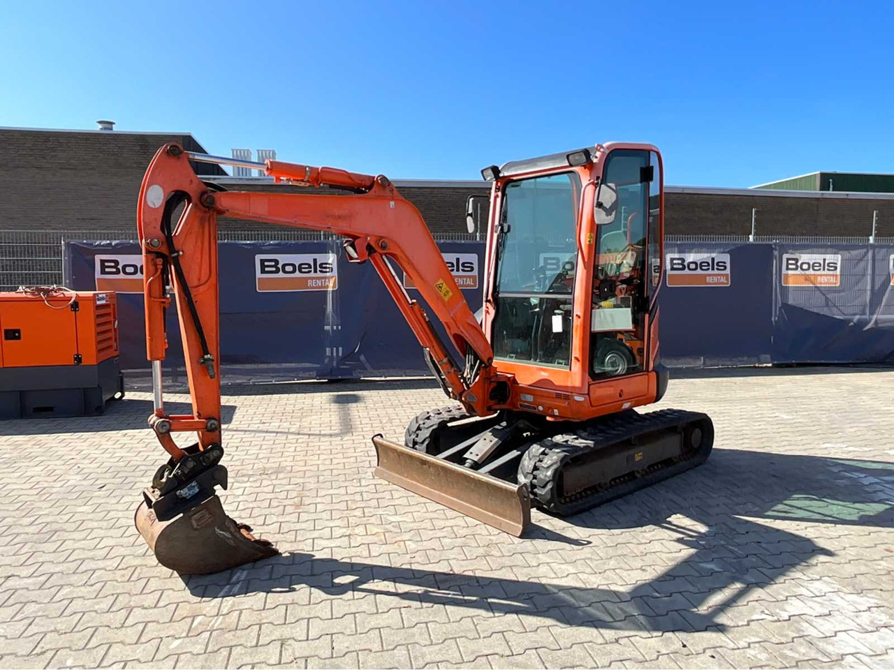 Kubota U27-4GL - Minigrävmaskin: bild 1 Kubota U27-4GL - Minigrävmaskin: bild 1