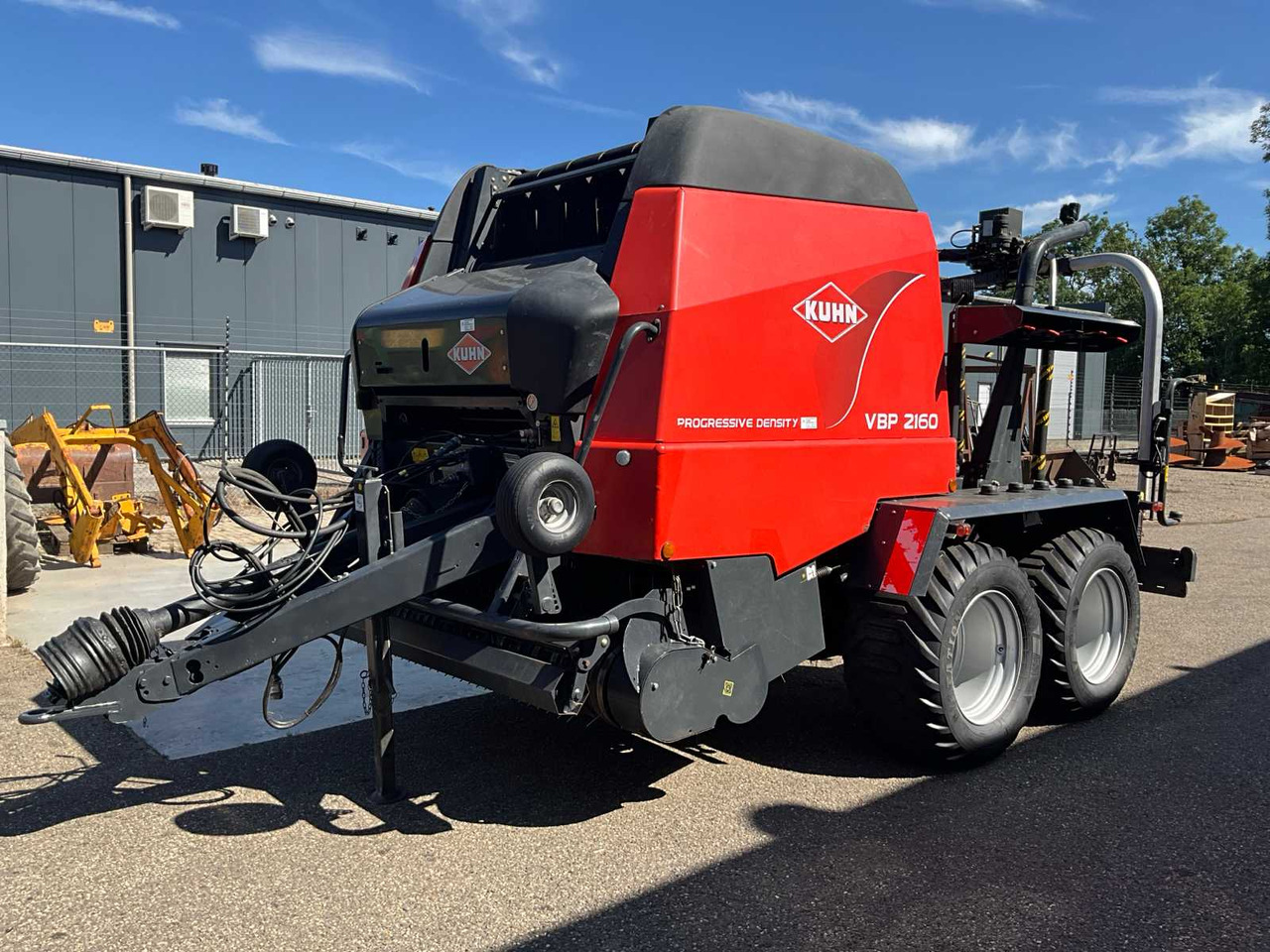 Kuhn VBP 2160 - Rundbalspress: bild 1 Kuhn VBP 2160 - Rundbalspress: bild 1
