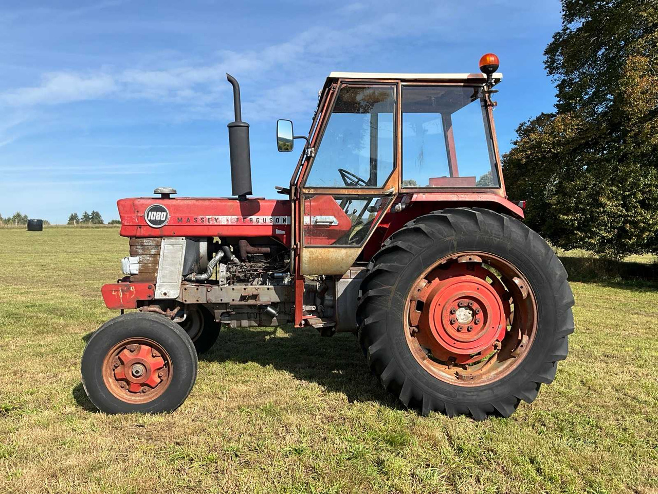 Massey Ferguson 1080 - Traktor: bild 2 Massey Ferguson 1080 - Traktor: bild 2