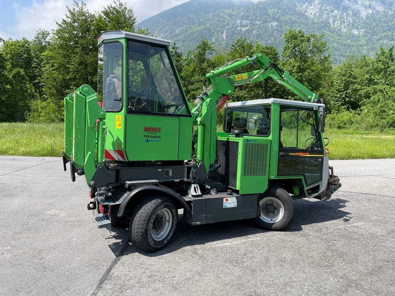 Mercedes-Benz Bokimobil - Grävmaskin på däck: bild 5 Mercedes-Benz Bokimobil - Grävmaskin på däck: bild 5