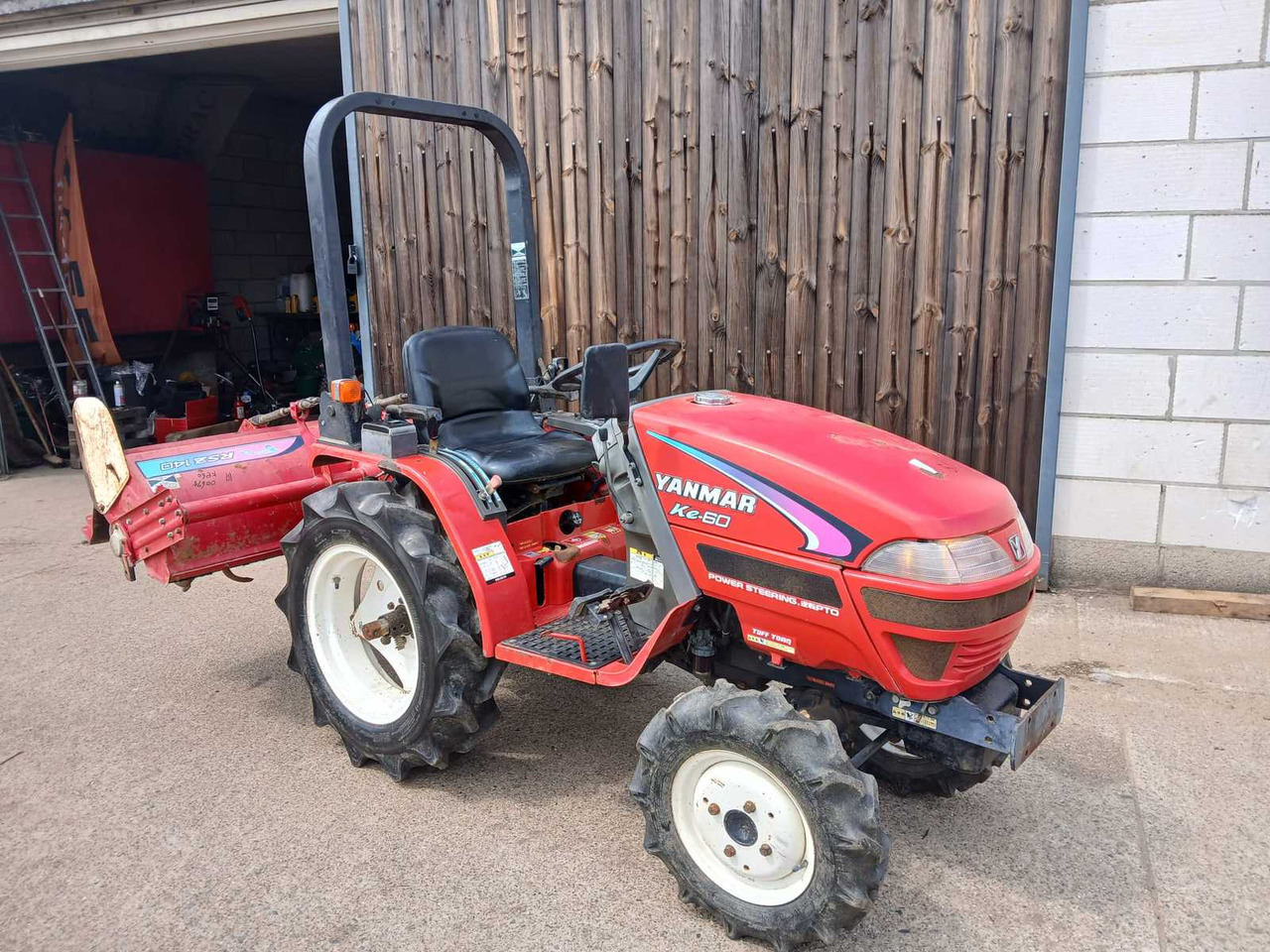Yanmar Ke-60 - Minitraktor: bild 2 Yanmar Ke-60 - Minitraktor: bild 2