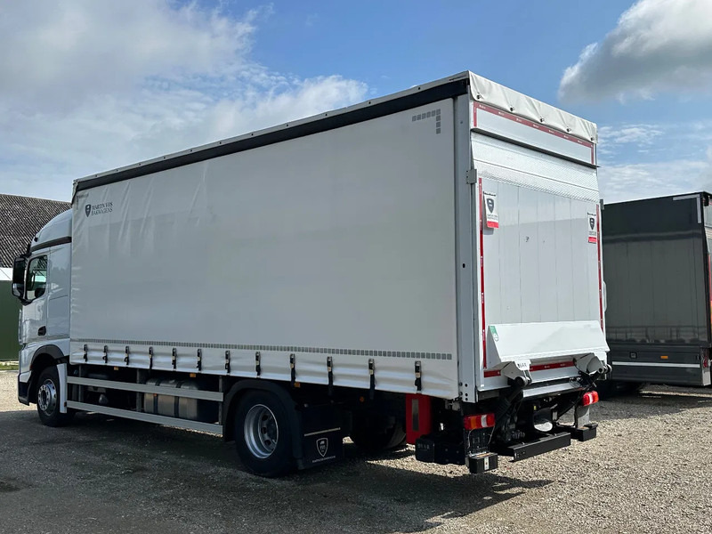 Mercedes-Benz Actros 1843 ACTROS 1843L 2022. 183432km Schuifzeil met Laadklep 2000kg - Kapellbil: bild 5 Mercedes-Benz Actros 1843 ACTROS 1843L 2022. 183432km Schuifzeil met Laadklep 2000kg - Kapellbil: bild 5