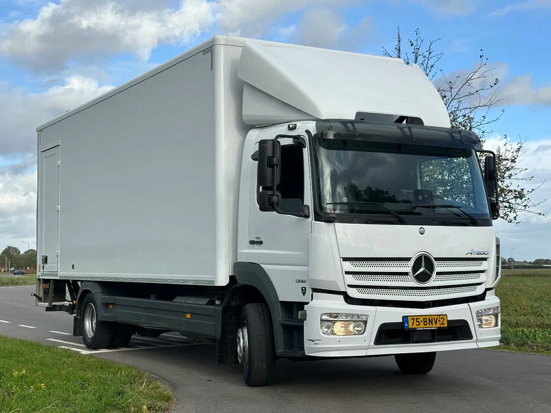 Mercedes-Benz Atego ATEGO 1318L - Lastbil med skåp: bild 2 Mercedes-Benz Atego ATEGO 1318L - Lastbil med skåp: bild 2