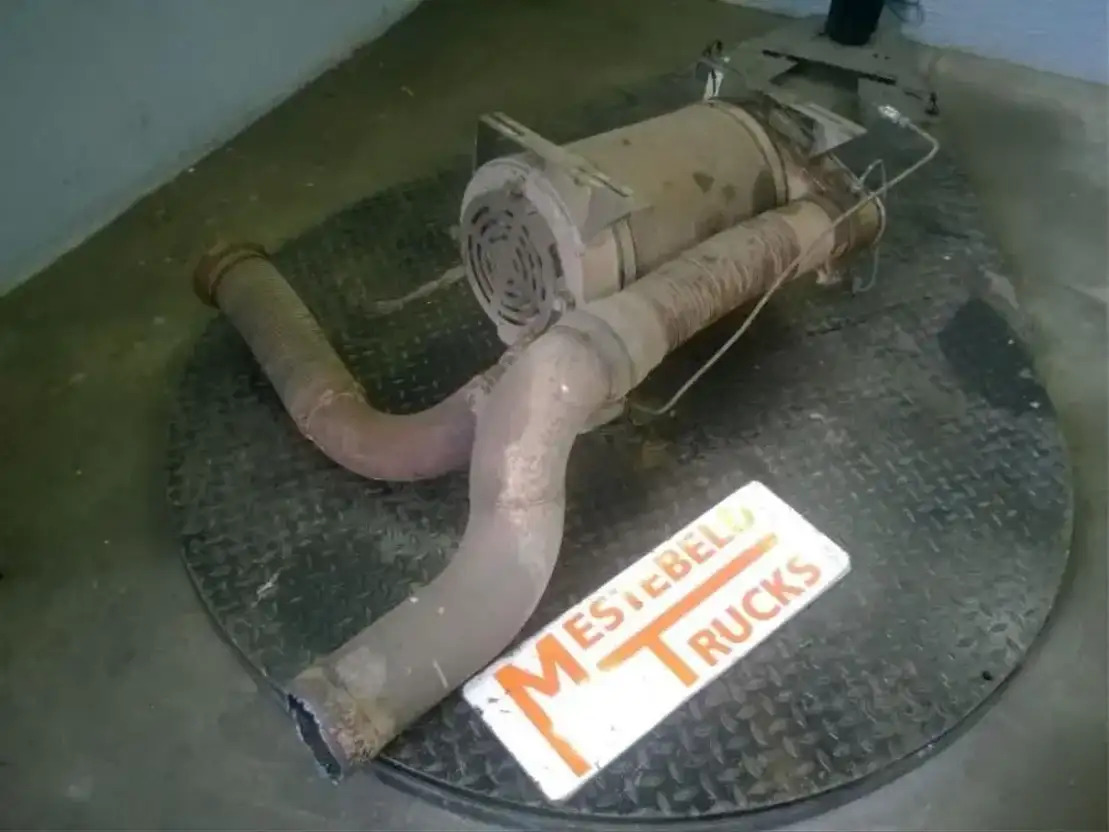 DAF CF 75 Roetfilter Euro 3 - Avgassystem för Lastbil: bild 1 DAF CF 75 Roetfilter Euro 3 - Avgassystem för Lastbil: bild 1